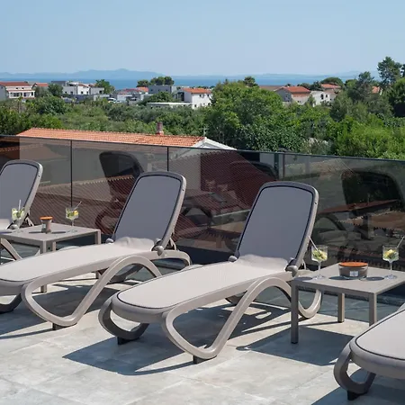 Penthouse Adela Vir